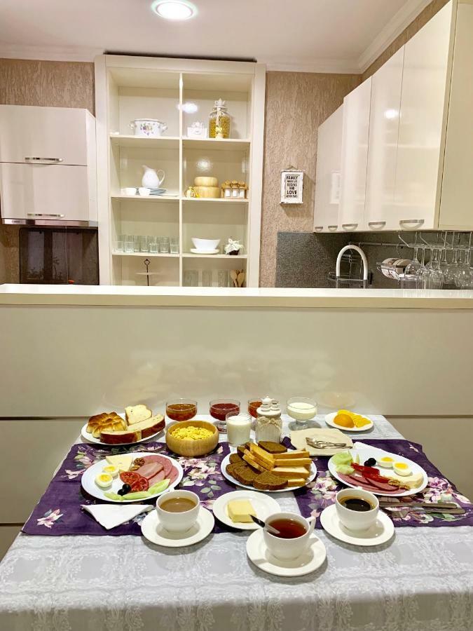 Pomegranate Hotel クタイシ エクステリア 写真